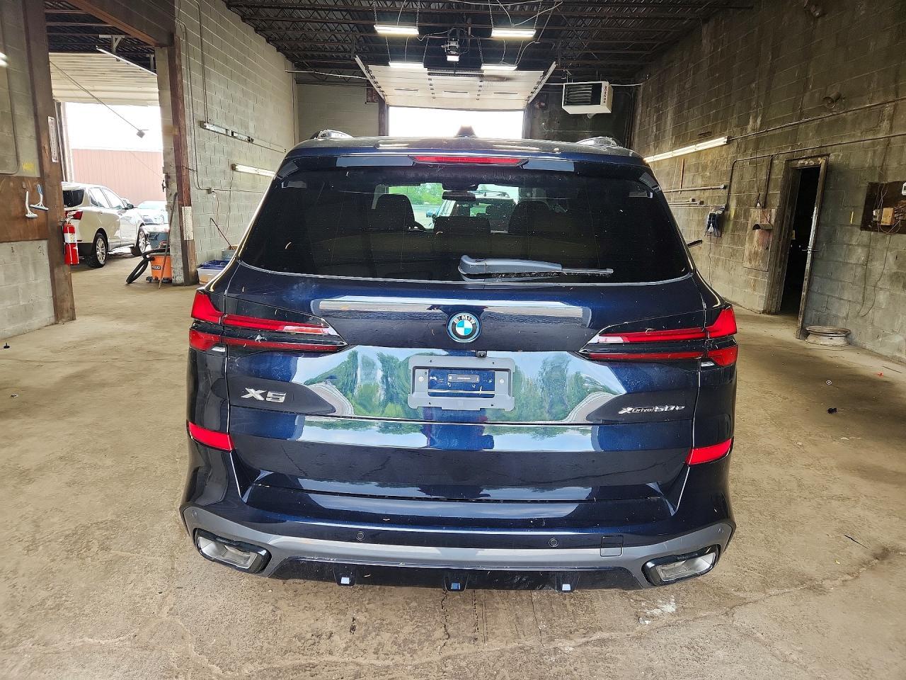2026 BMW X5 xDrive50E - Фото 6