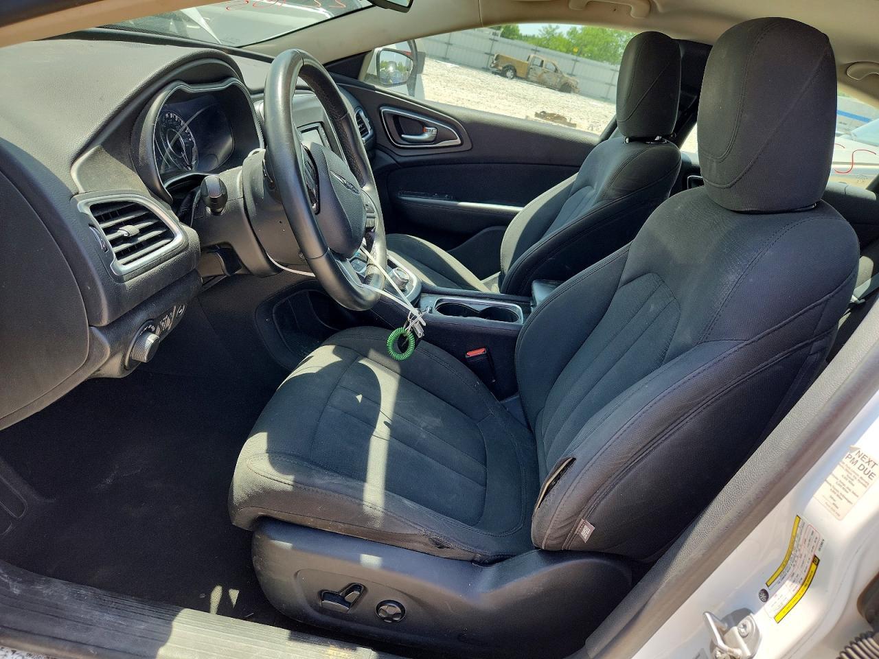 2016 Chrysler 200 Limited - Фото 7