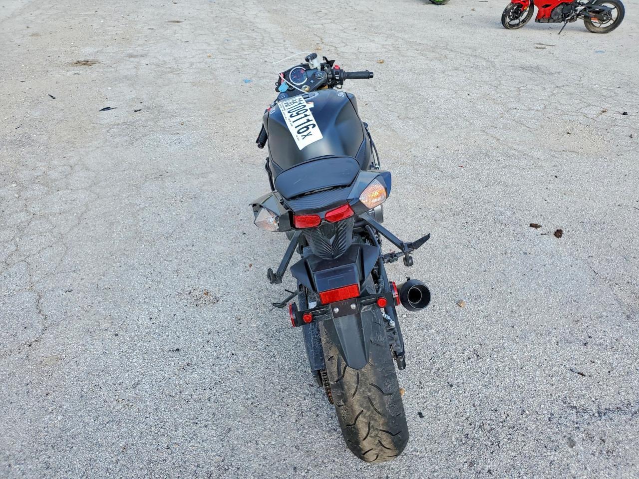 2026 Suzuki Gsx-R750 - Image 4