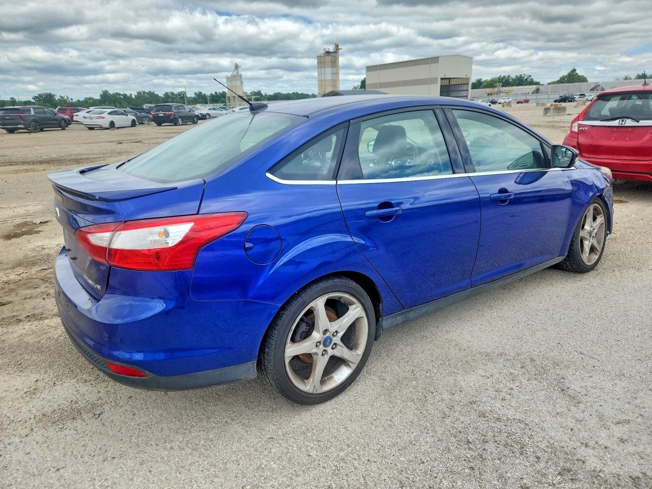 2012 Ford Focus Titanium - Фото 3
