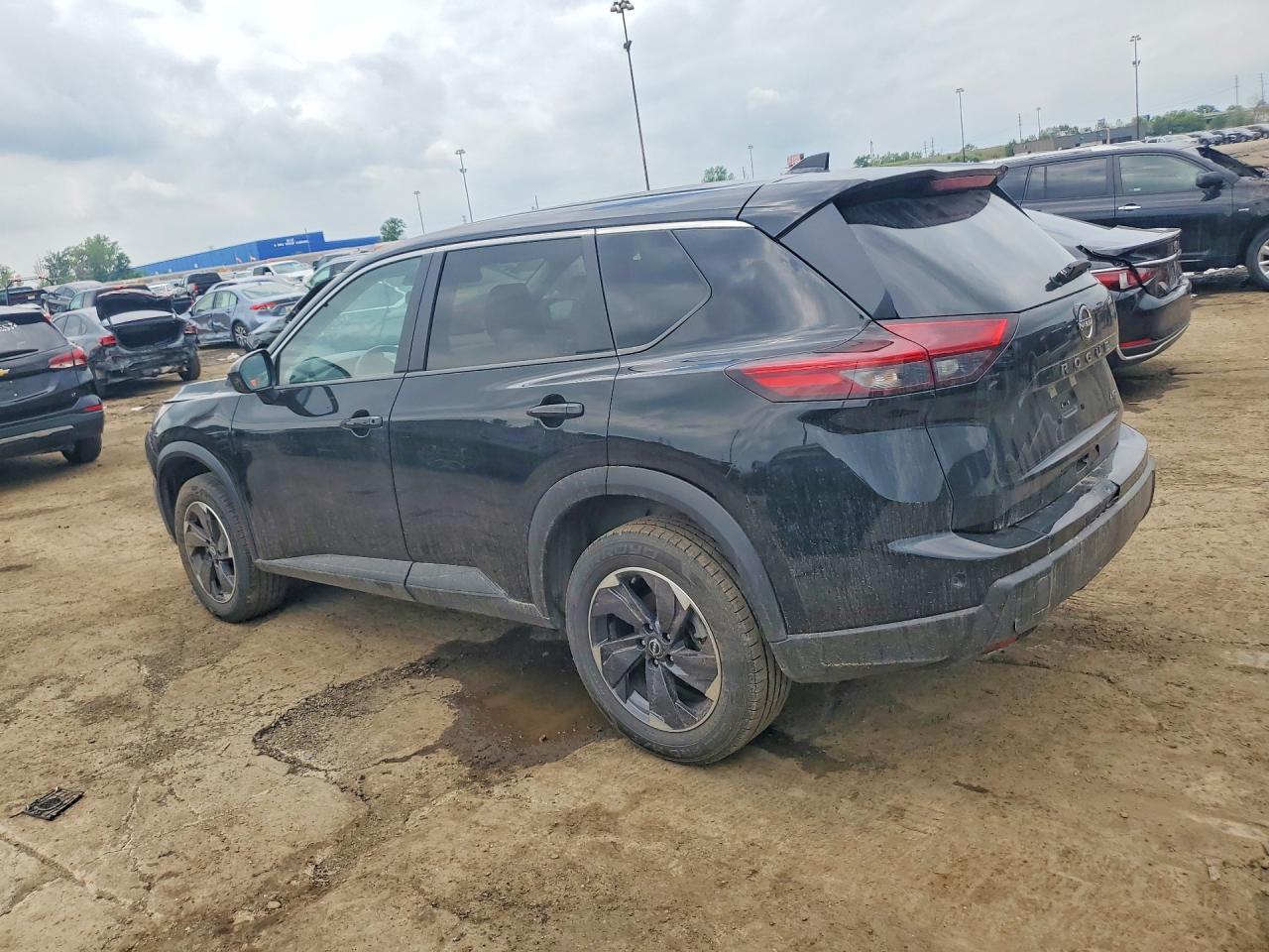 2025 Nissan Rogue Sv - Фото 2