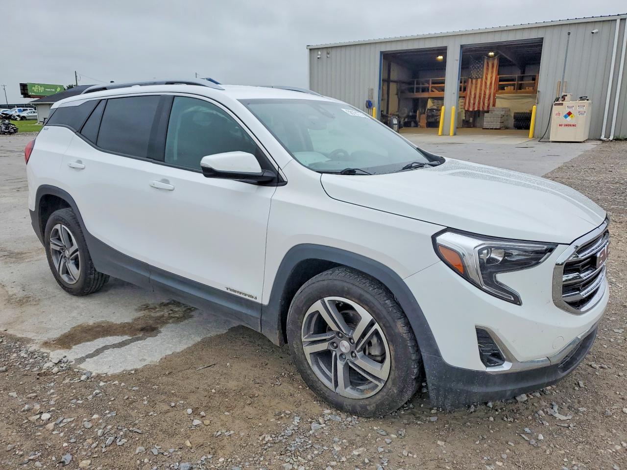 2021 GMC Terrain Slt - Image 4