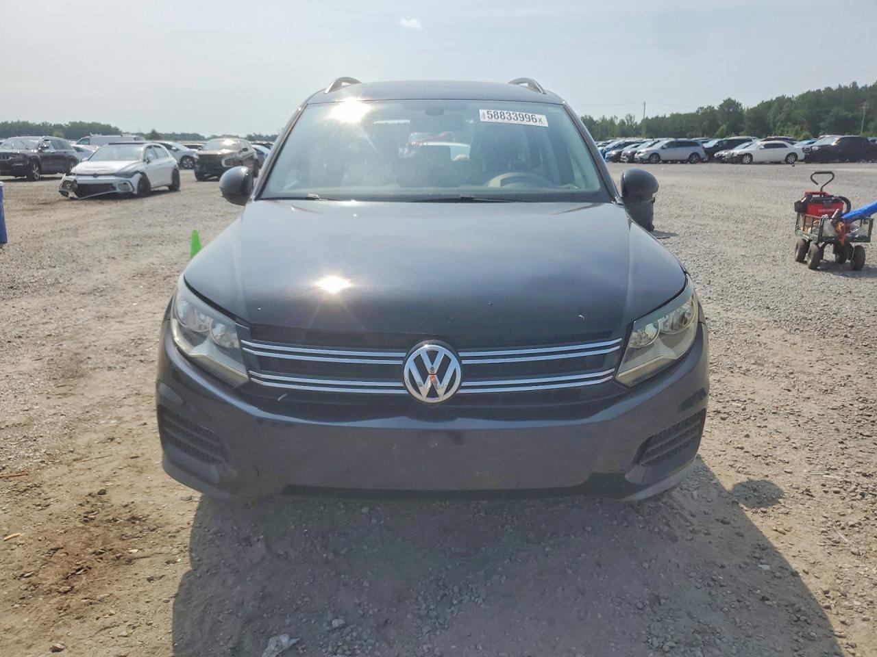 2017 Volkswagen Tiguan S - Фото 5
