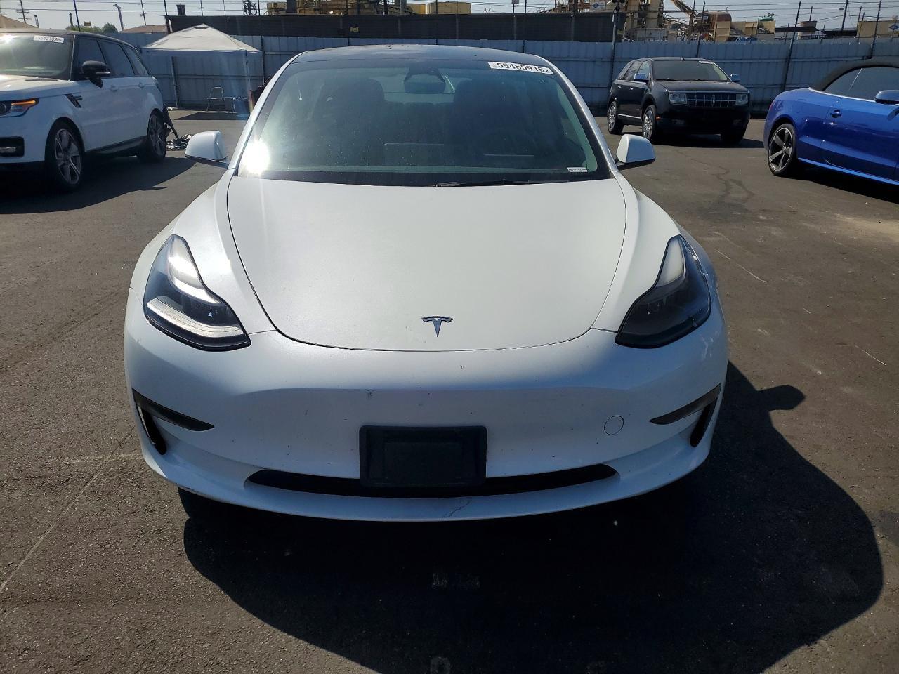 2023 Tesla Model 3 - Image 5