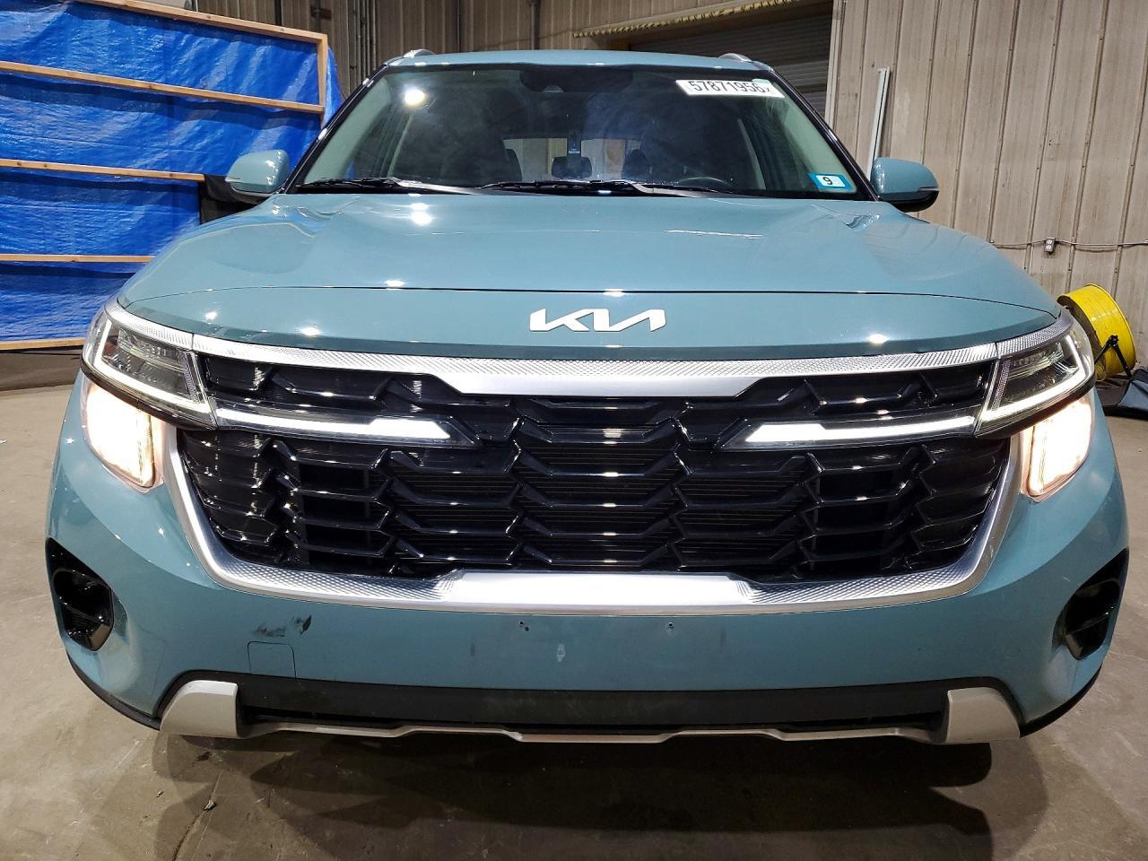 2024 Kia Seltos Ex - Image 5