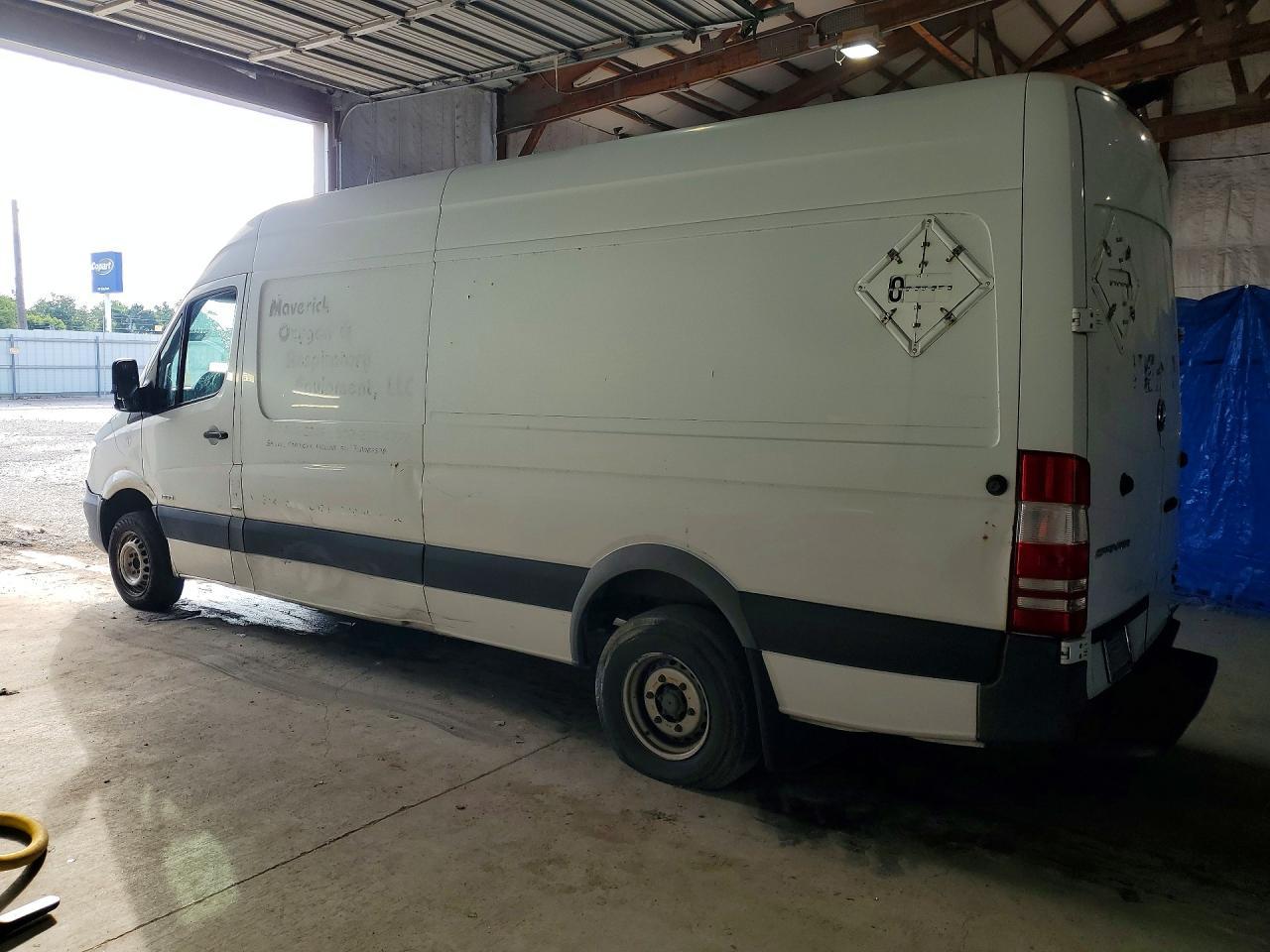 2015 Mercedes Benz Sprinter 3500 Delivery Van - Image 2