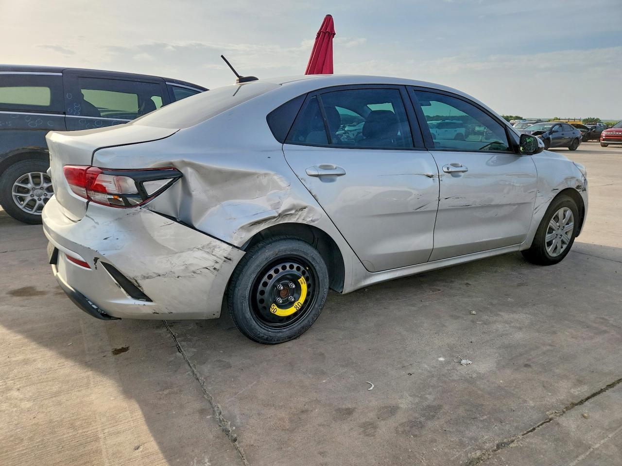 2022 Kia Rio Lx - Фото 3