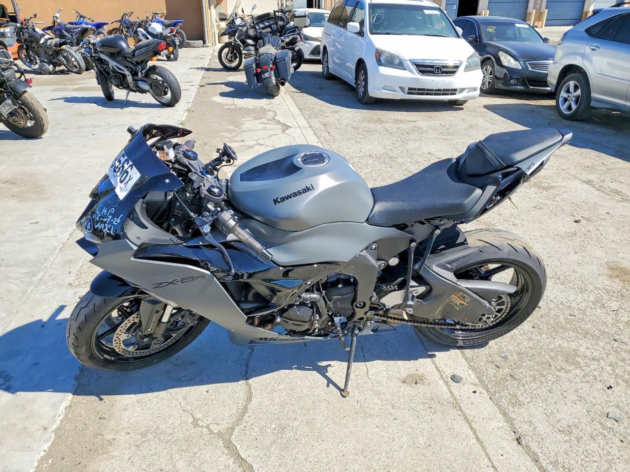 2025 Kawasaki Zx636 K - Фото 3