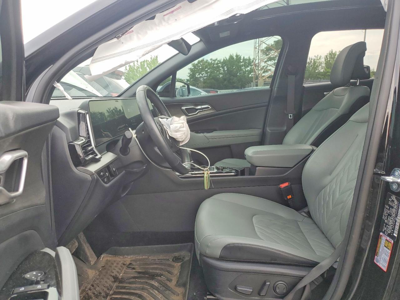 2025 Kia Sportage X Line - Image 7