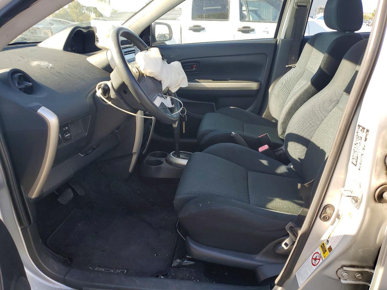 2006 Scion Xa Base - Фото 7