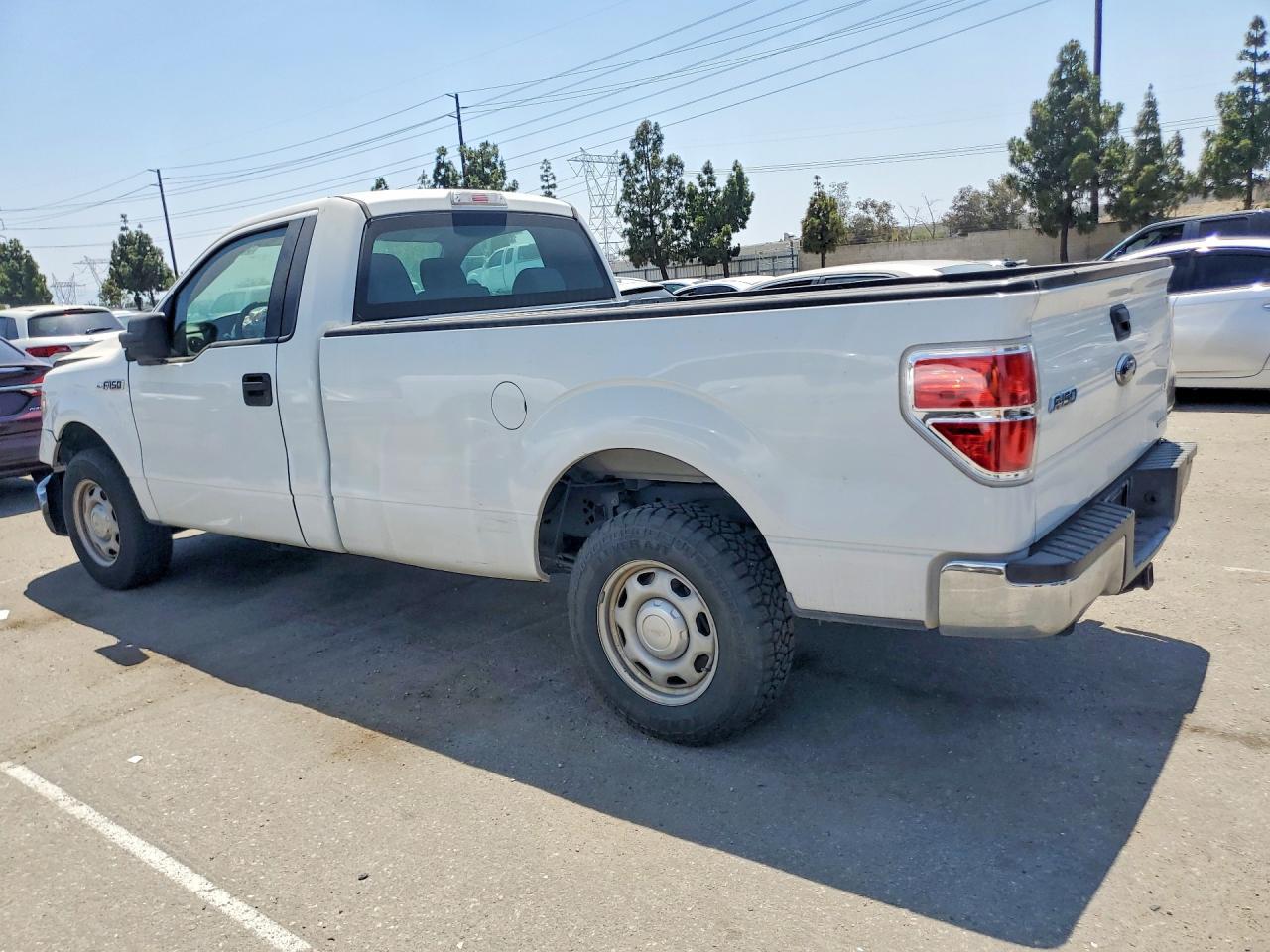 2014 Ford F150 - Image 2