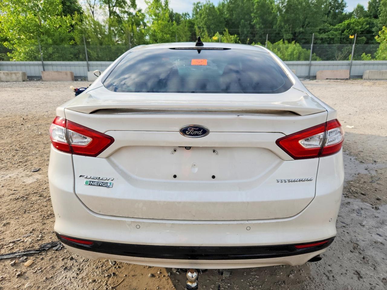2013 Ford Fusion Titanium Phev - Image 6