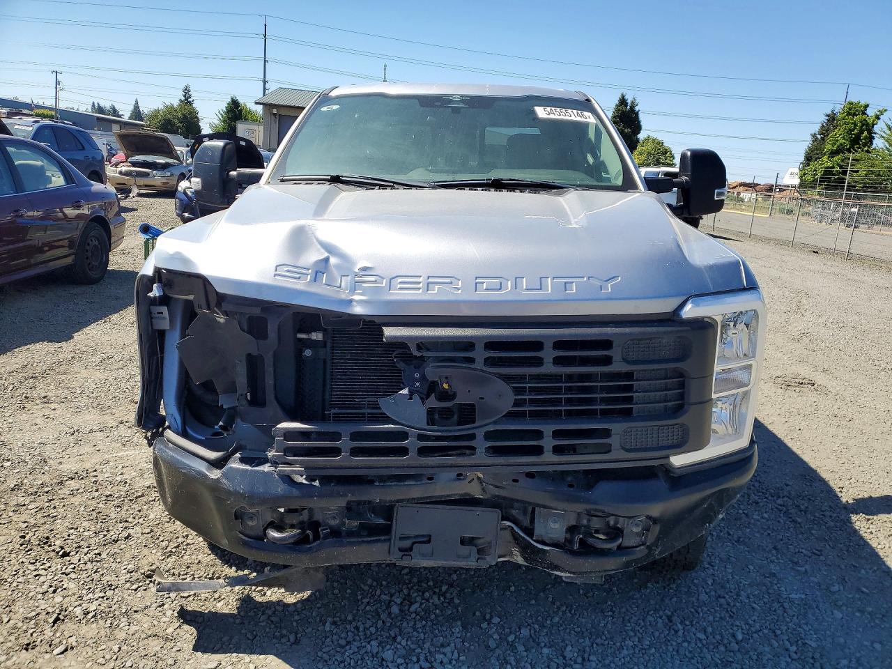 2023 Ford F250 Sd Xl 4Wd 6.8L V8 Crew Cab - Image 5