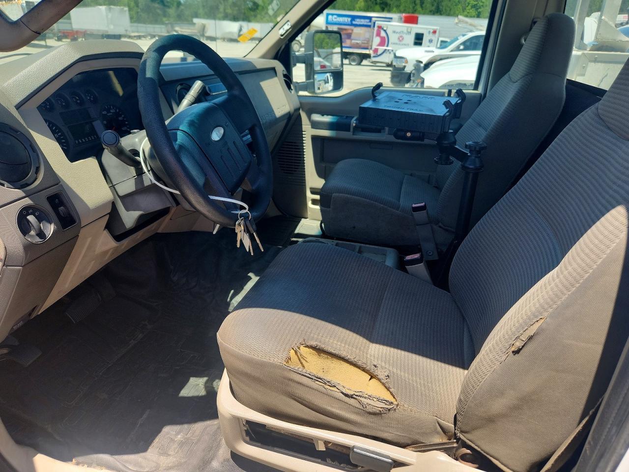2008 Ford F450 Super Duty - Фото 7