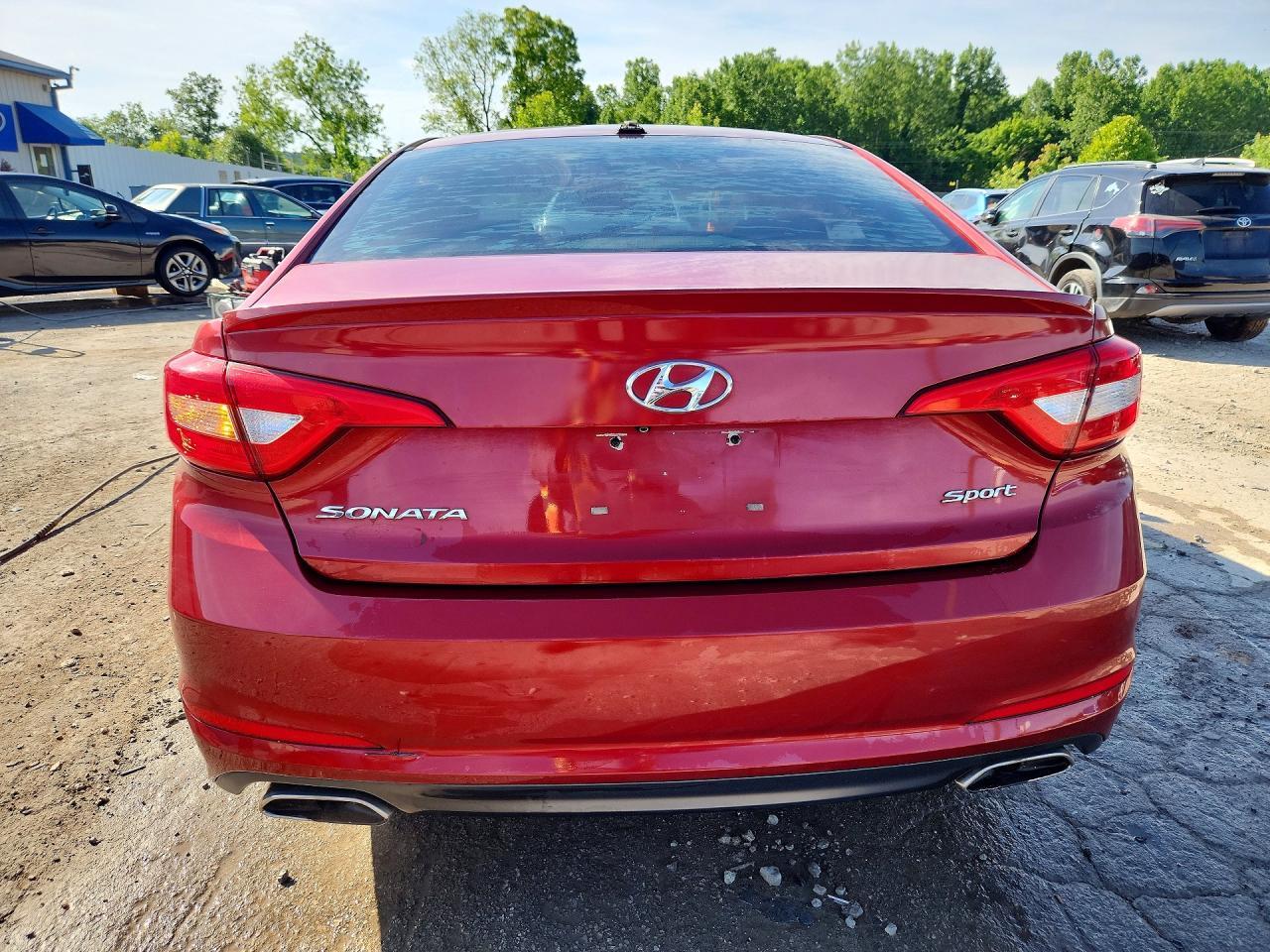 2015 Hyundai Sonata Sport - Image 6