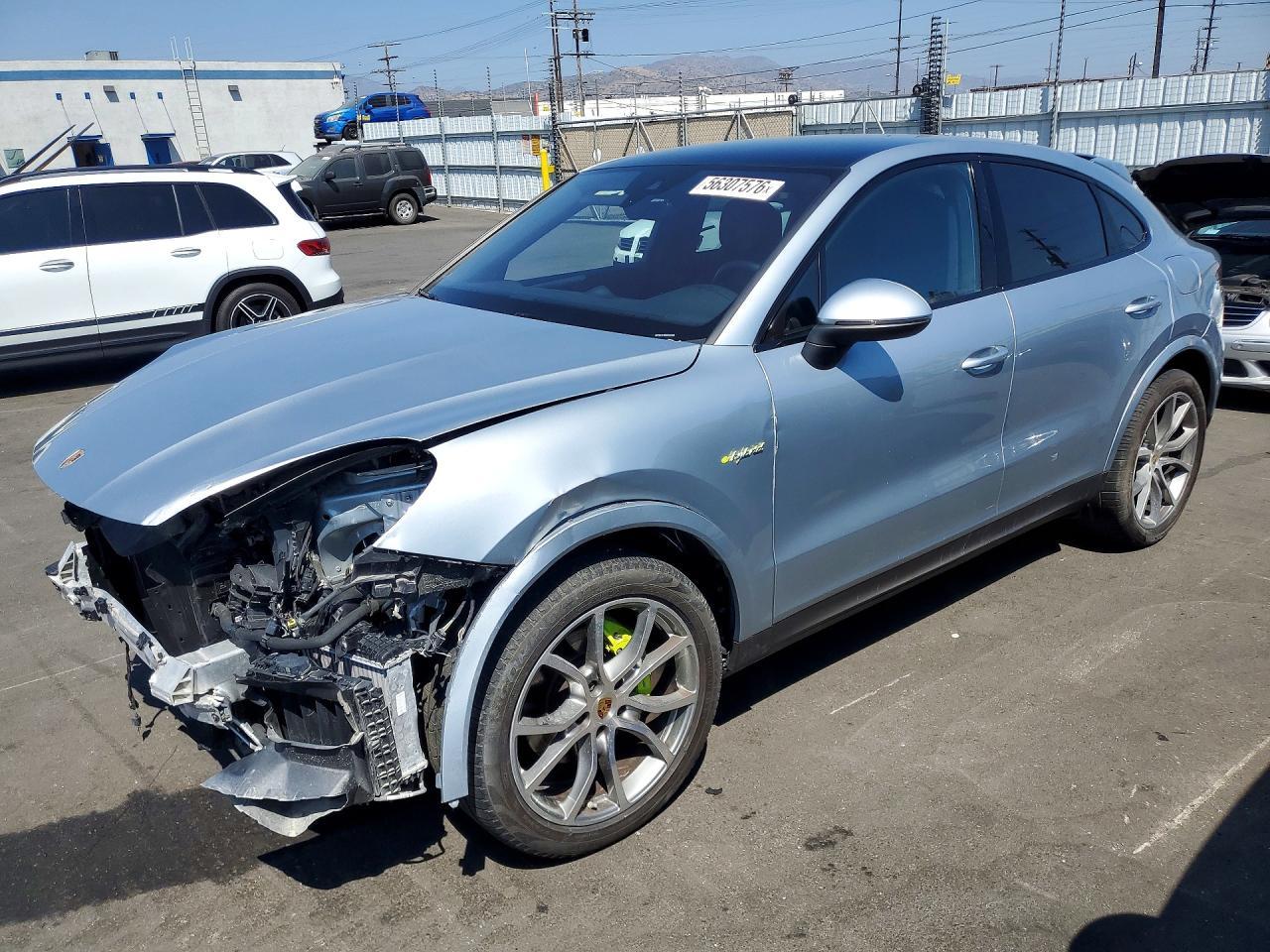 2022 Porsche Cayenne E Hybrid Coupe