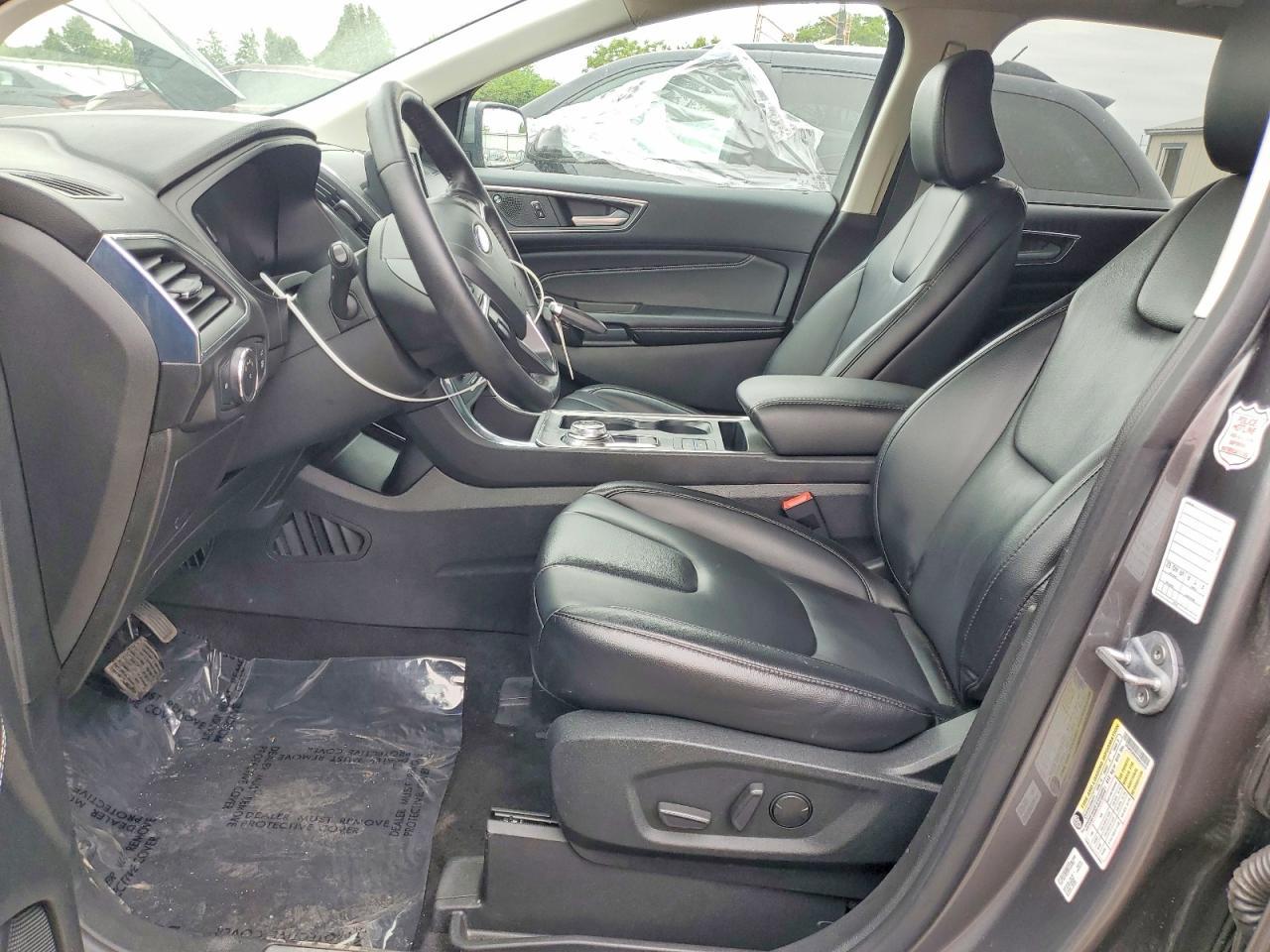 2022 Ford Edge Titanium - Фото 7