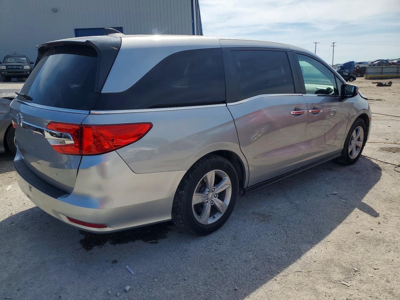 2019 Honda Odyssey Ex - Фото 3