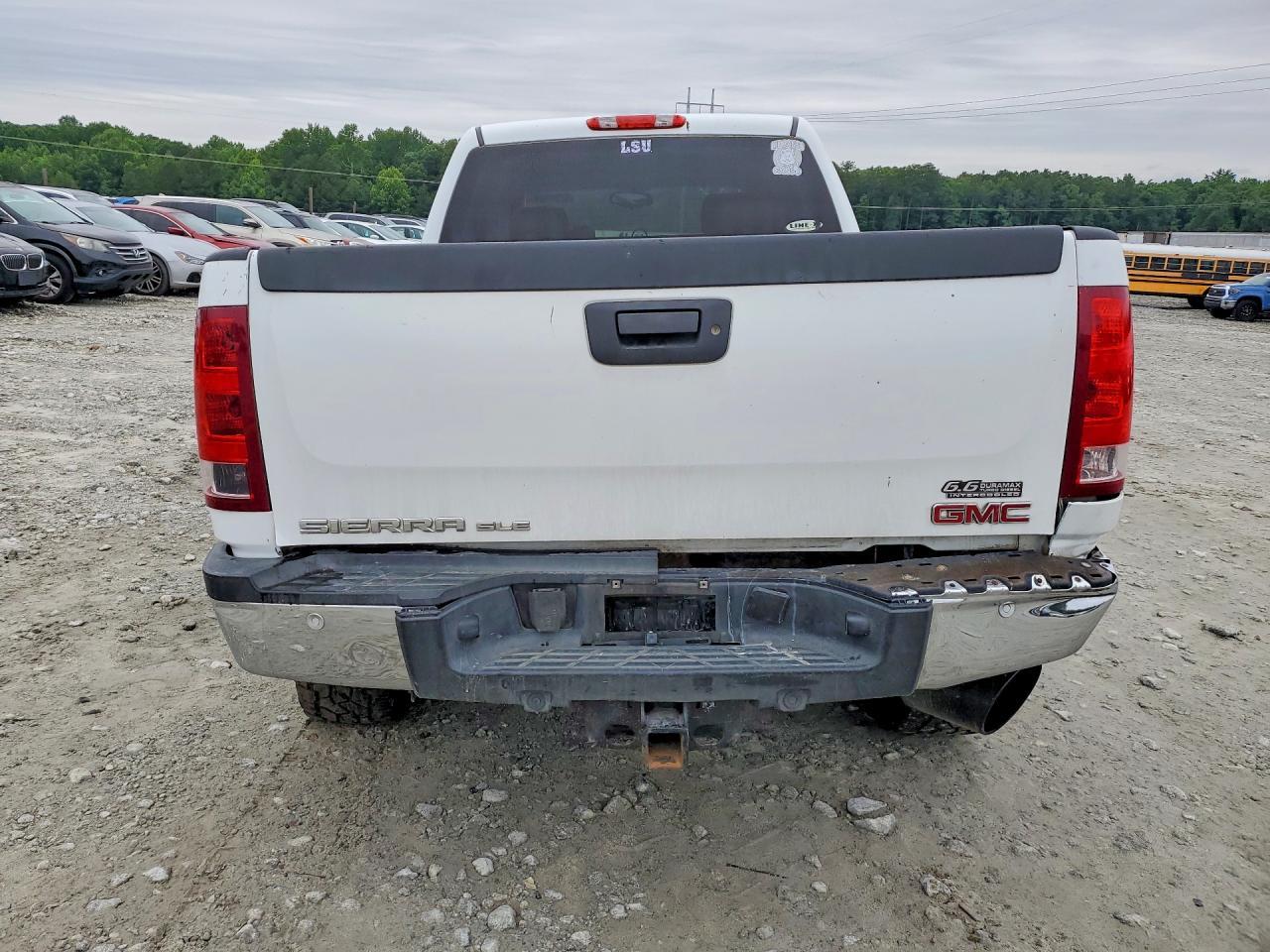 2012 GMC Sierra K2500 At4 - Image 6