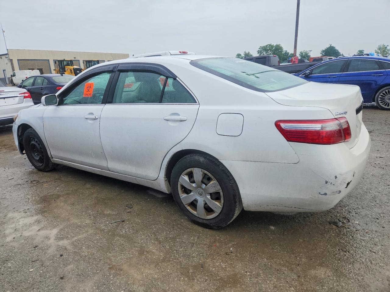 2009 Toyota Camry Le - Image 2