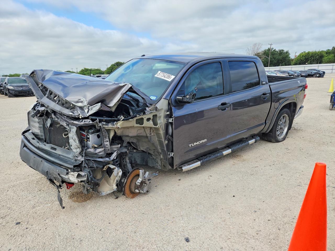 2017 Toyota Tundra Crewmax Sr5