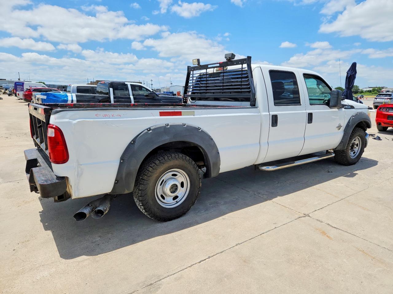 2012 Ford F350 Super Duty - Фото 3