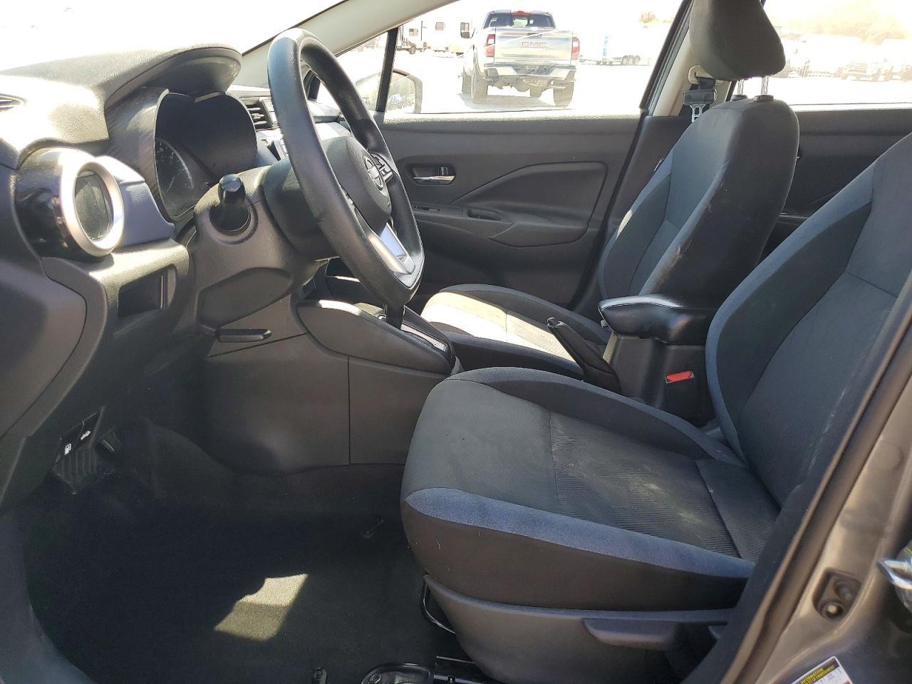 2023 Nissan Versa Sv - Image 7