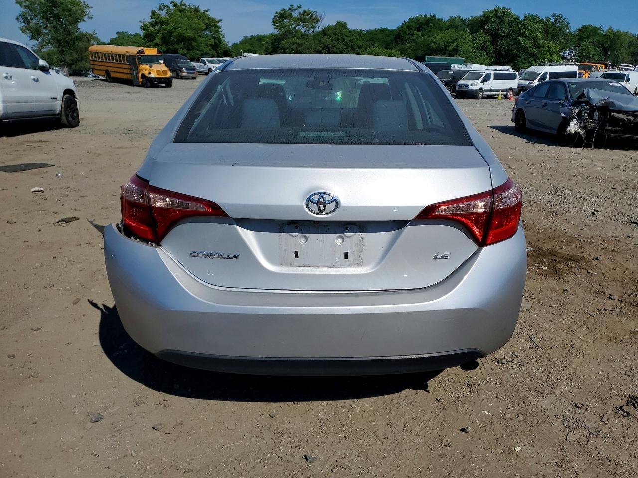2017 Toyota Corolla Le - Фото 6