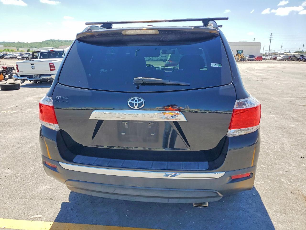 2013 Toyota Highlander Limited - Image 6