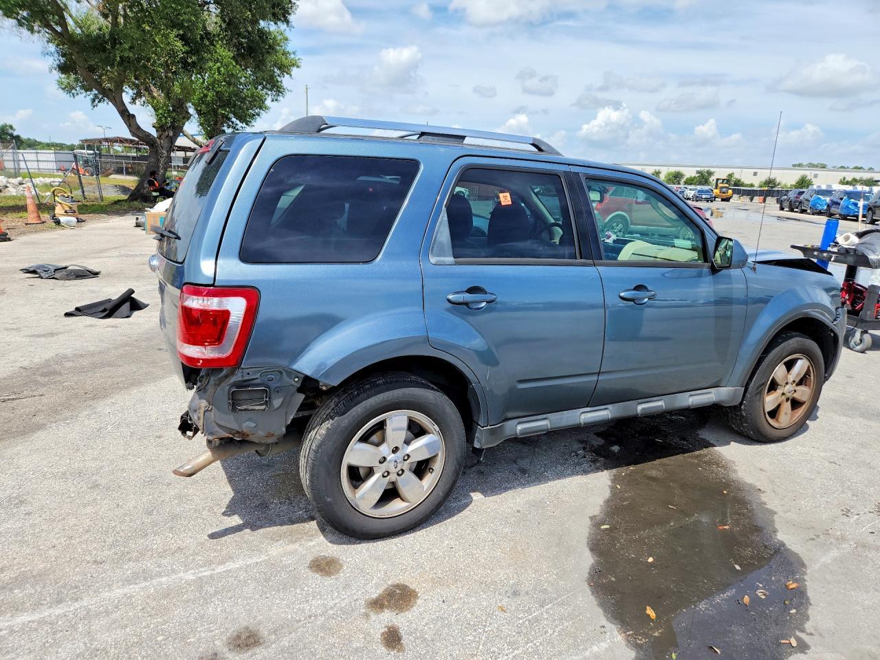 2012 Ford Escape Limited - Фото 3