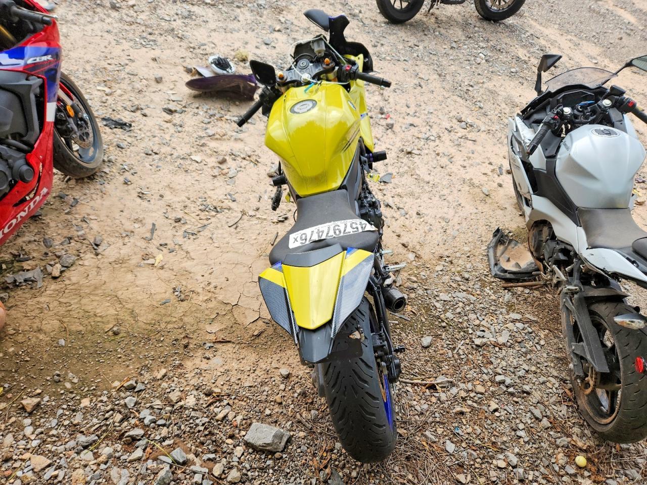 2025 Yamaha Yzfr7 - Image 6
