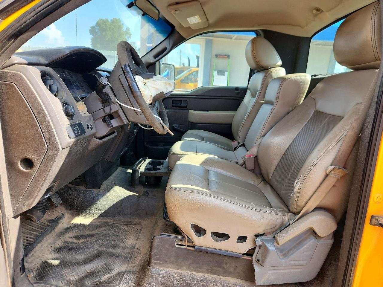 2010 Ford F150 - Image 7