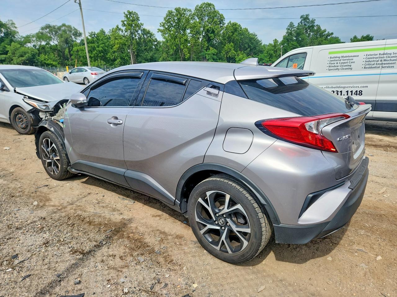 2019 Toyota C-Hr Limited - Image 2