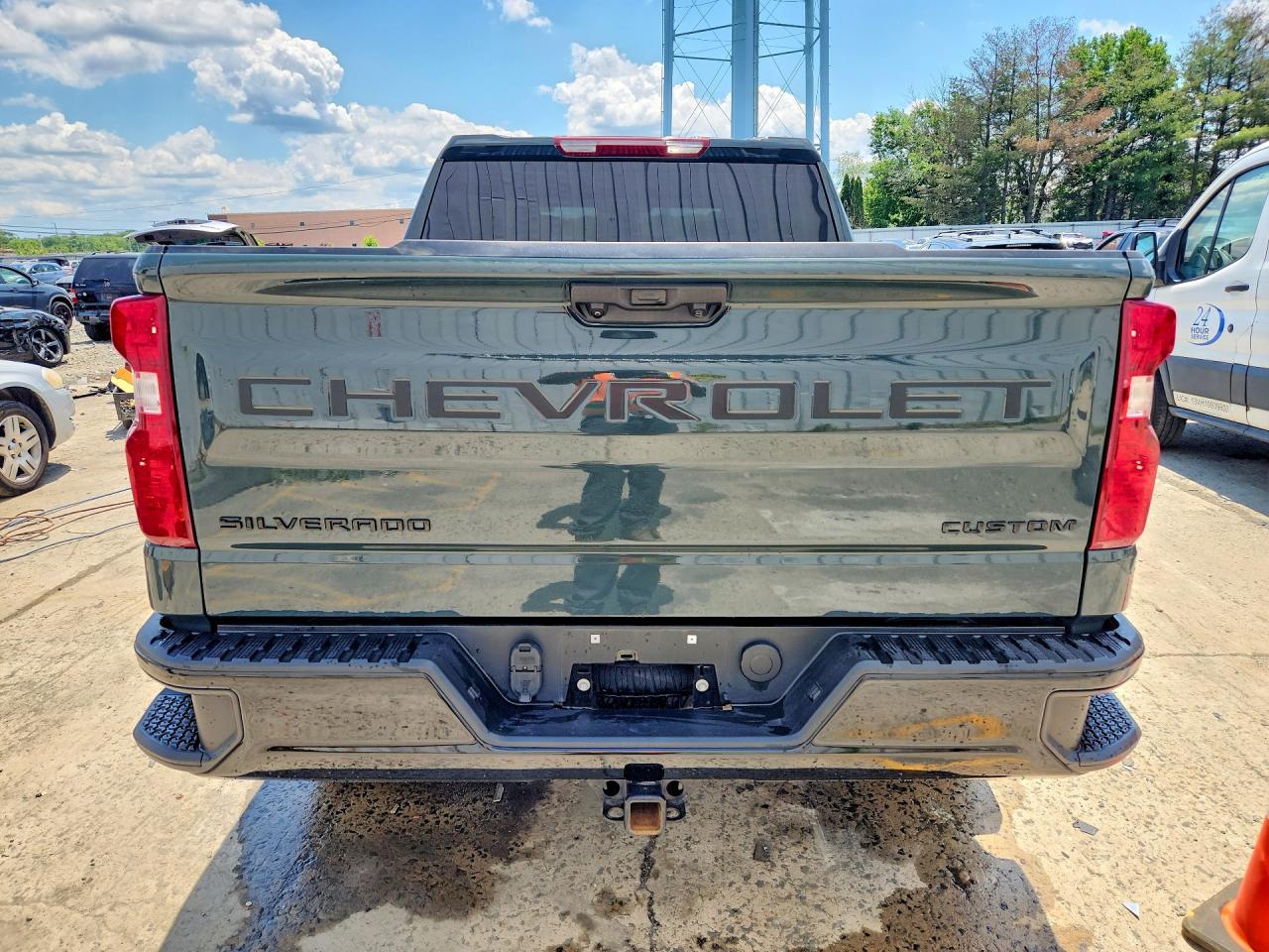 2025 Chevrolet Silverado K1500 Trail Boss Custom - Image 6