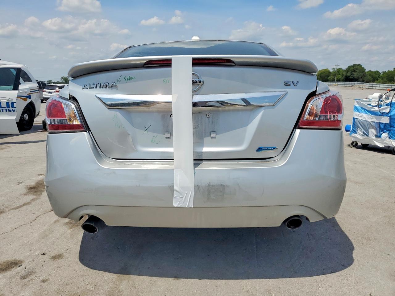 2015 Nissan Altima 2.5 S - Фото 6