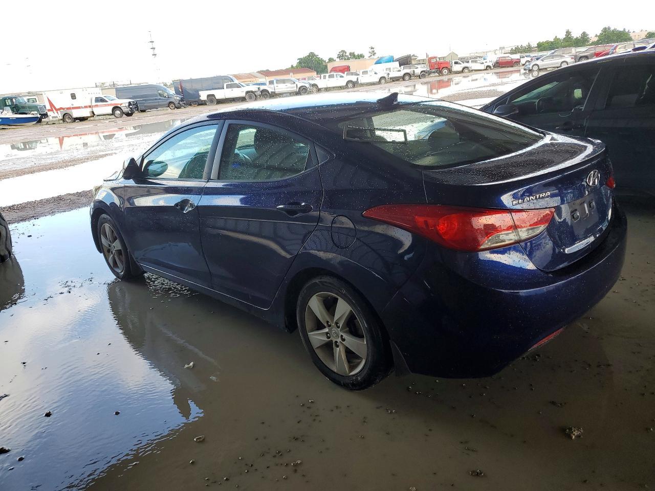 2012 Hyundai Elantra Gls - Фото 2