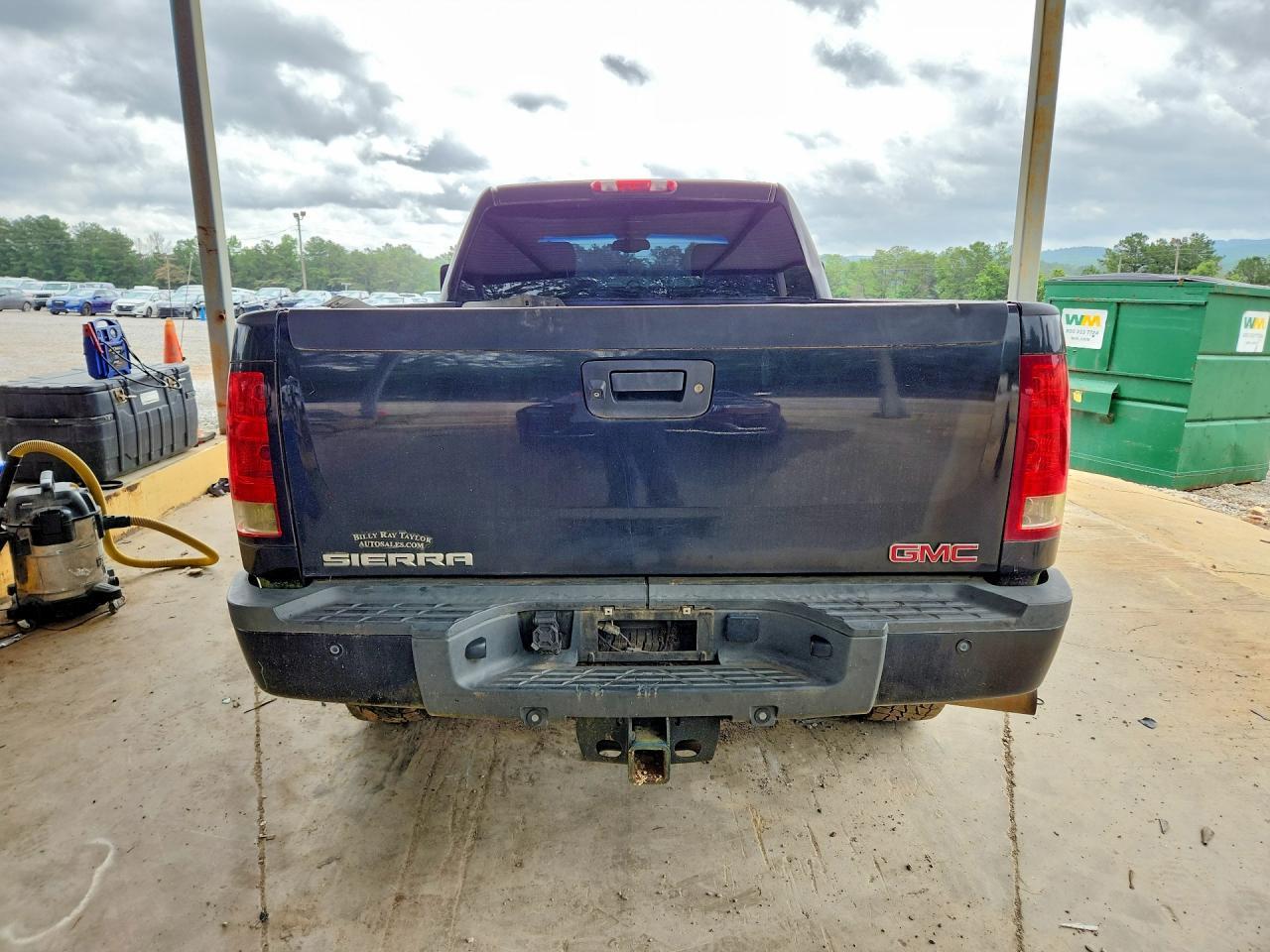 2011 GMC Sierra K2500 Denali - Image 6