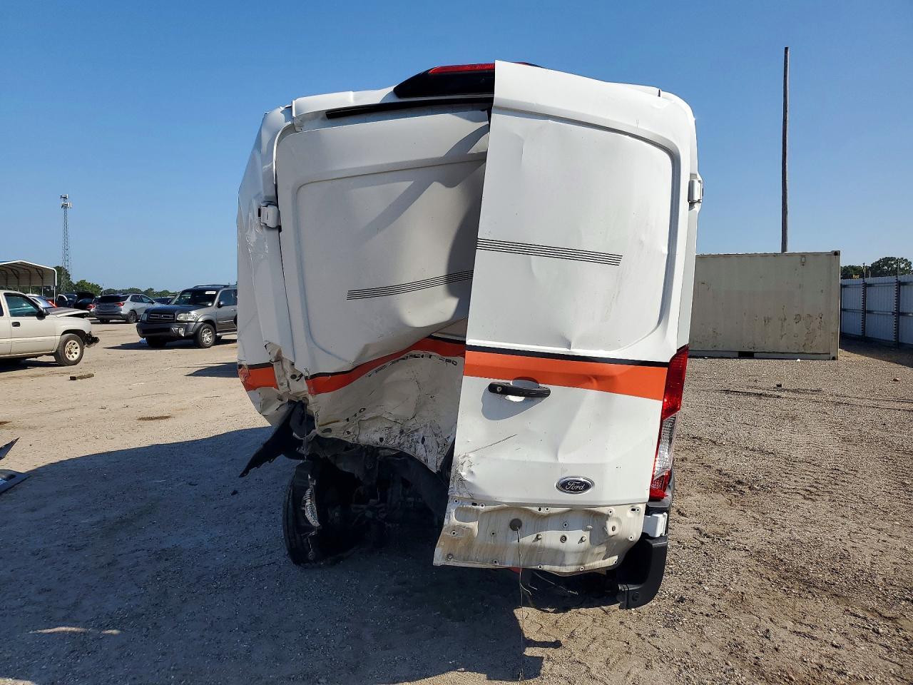 2021 Ford Transit 250 Delivery Van - Фото 6