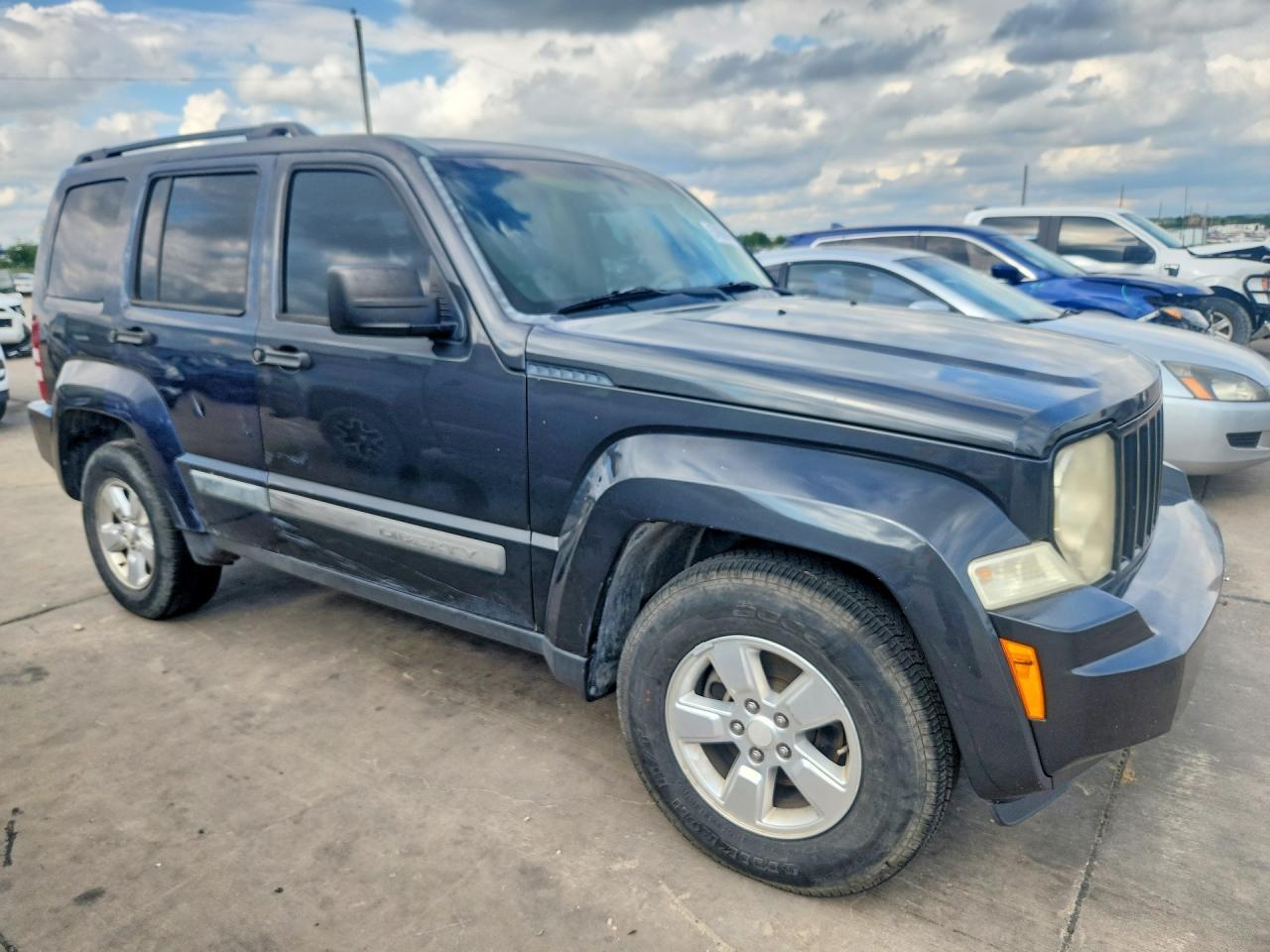 2011 Jeep Liberty Sport - Фото 4
