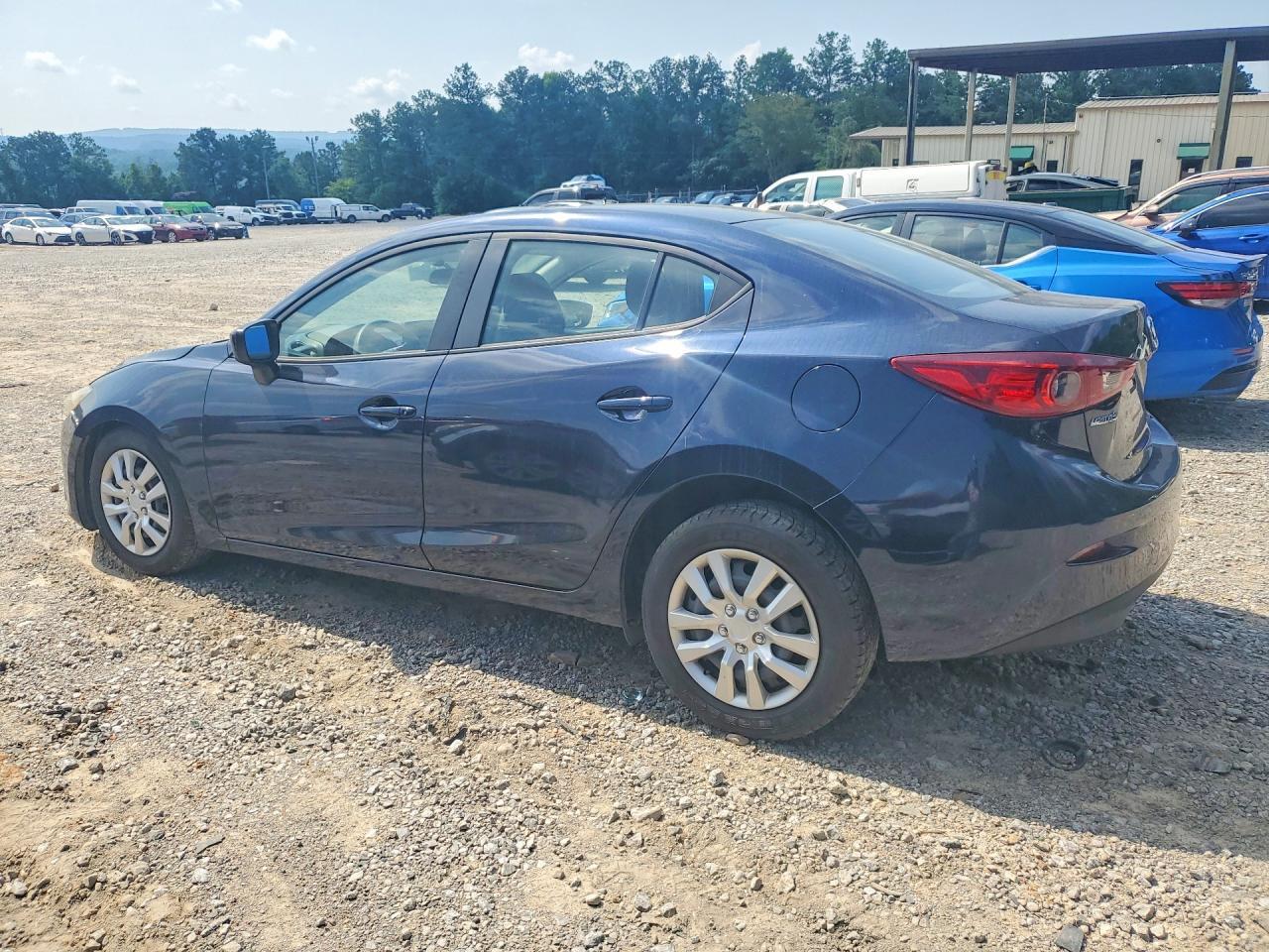 2016 Mazda 3 Sport - Image 2