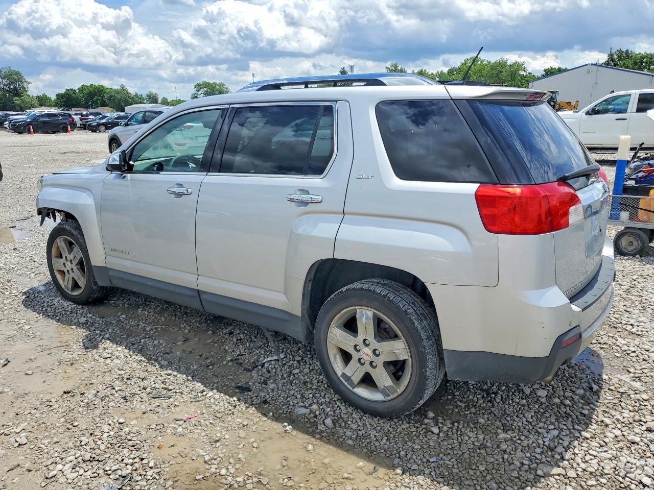 2013 GMC Terrain Slt - Фото 2