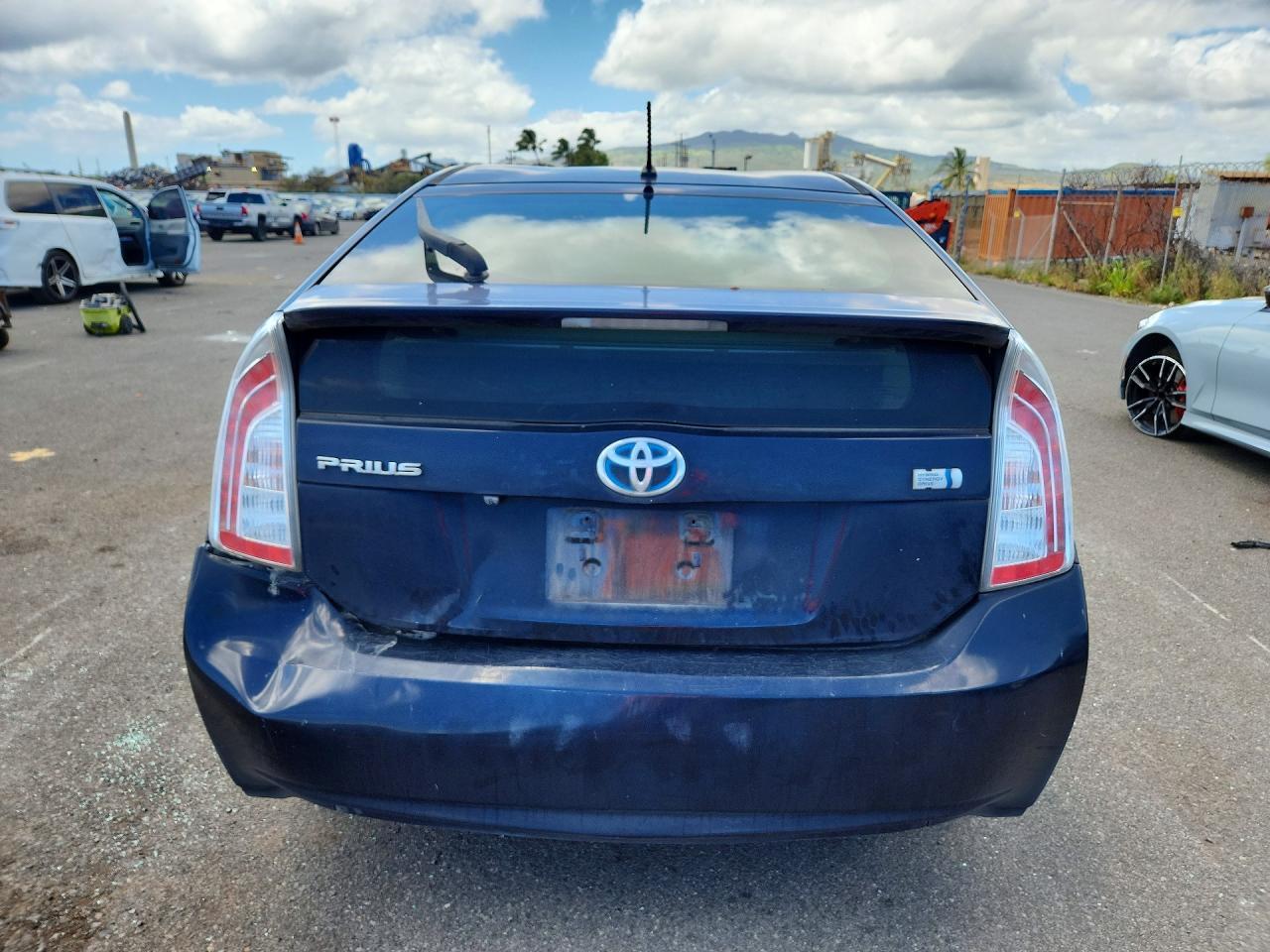 2012 Toyota Prius Two - Фото 6