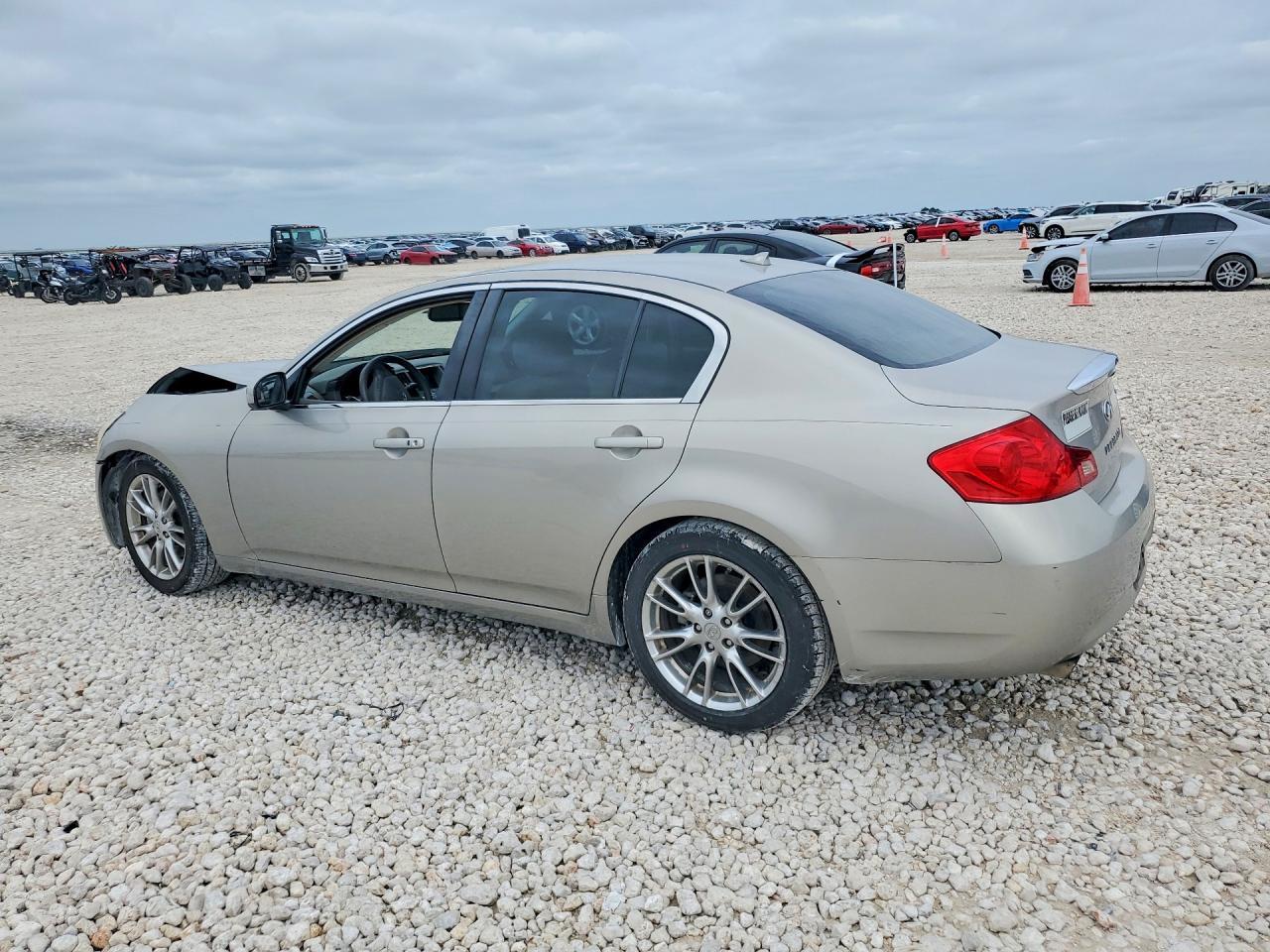 2008 Infiniti G35 Base - Фото 2