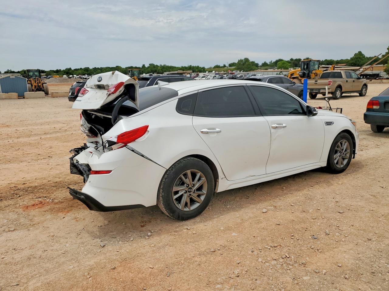 2019 Kia Optima Lx - Фото 3