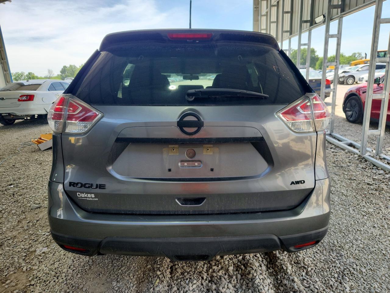 2016 Nissan Rogue S - Image 6