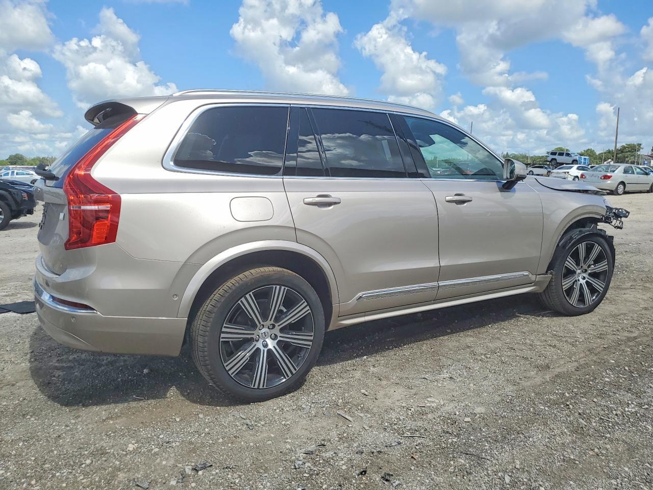 2024 Volvo Xc90 Ultimate - Фото 3