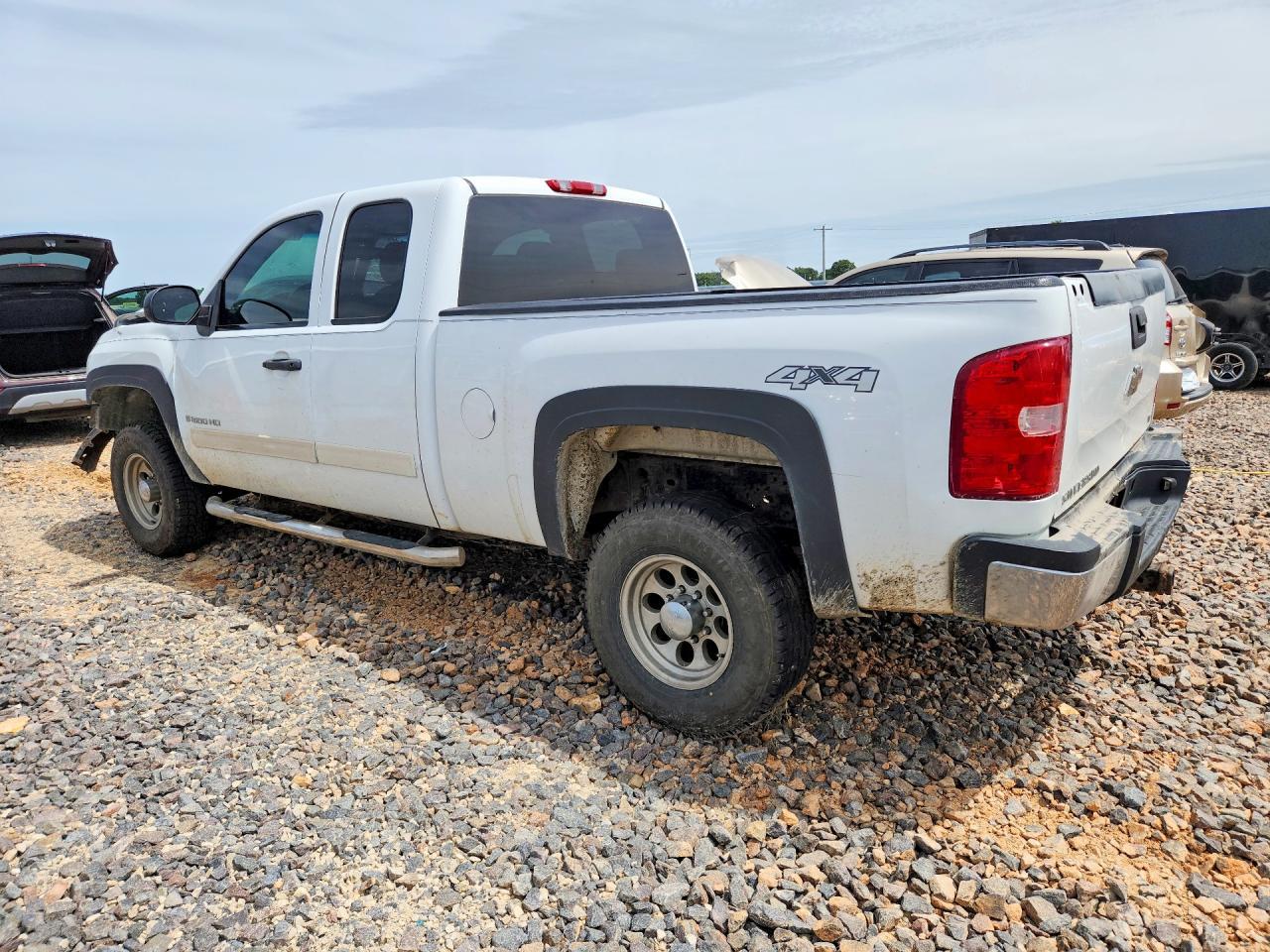 2009 Chevrolet 2500 - Фото 2
