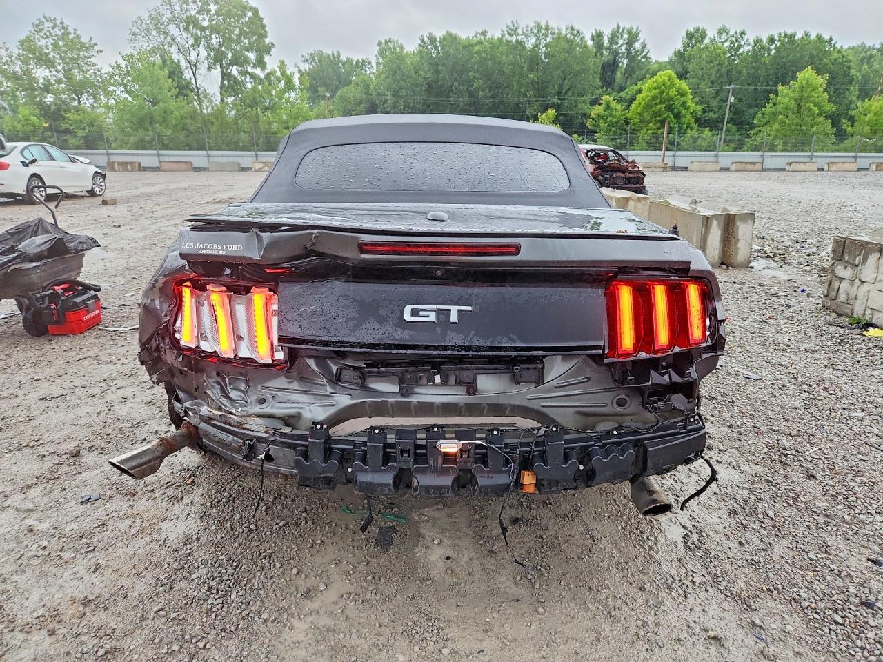 2015 Ford Mustang Gt - Фото 6