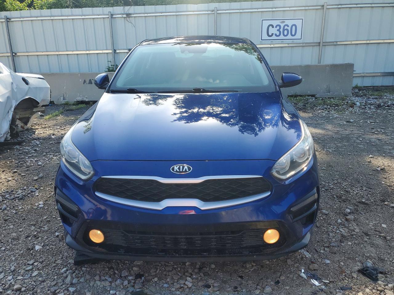 2019 Kia Forte Lxs - Image 5