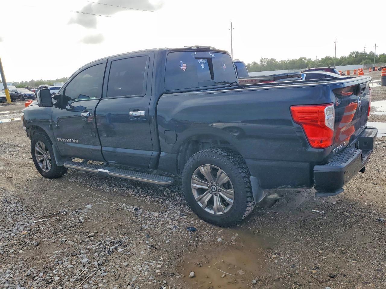 2019 Nissan Titan Sl - Фото 2